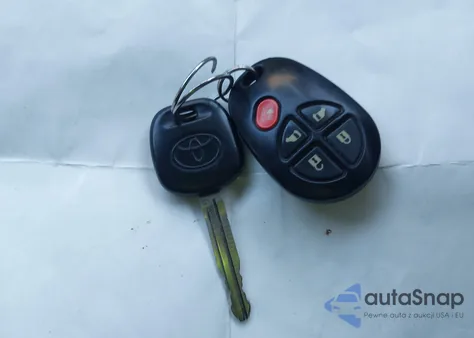 2011 Toyota Sienna Le V6 из США, поврежденный, VIN 5TDKK3DC4BS044365